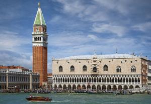 Exterior of Doge's Palace, showing Gothic architecture