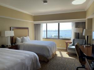 Marriott Marquis Marina - room with a view