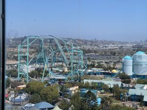 SeaWorld Emperor Ride