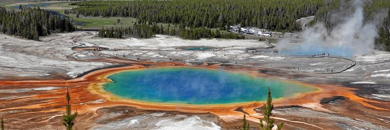 Yellowstone National Park - by James St. John_Wikimedia
