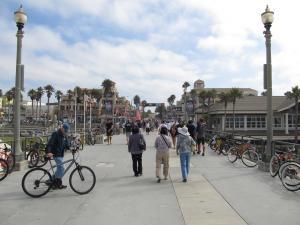 Cyclists on the Huntington Beach bike path