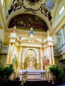 The front facade of the Saint Louis Cathedral