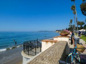Santa Barbara - e-bike tour - Butterfly Beach