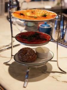 Sadelle's brunch Tower - by Sarah Stierch - Flickr
