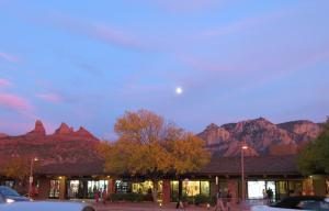 Sedona Dining - Airport Mesa Grill at Dusk