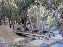 Switzer Falls California - trailhead - footbridge 